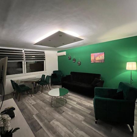 Apartman Omar Stan Na Dan Besplatan Parking Sarajevo Saraievo Exterior foto
