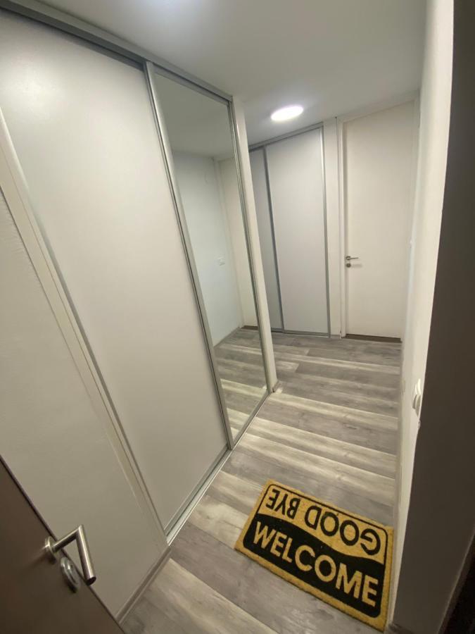 Apartman Omar Stan Na Dan Besplatan Parking Sarajevo Saraievo Exterior foto