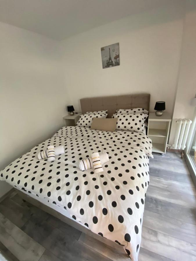 Apartman Omar Stan Na Dan Besplatan Parking Sarajevo Saraievo Exterior foto