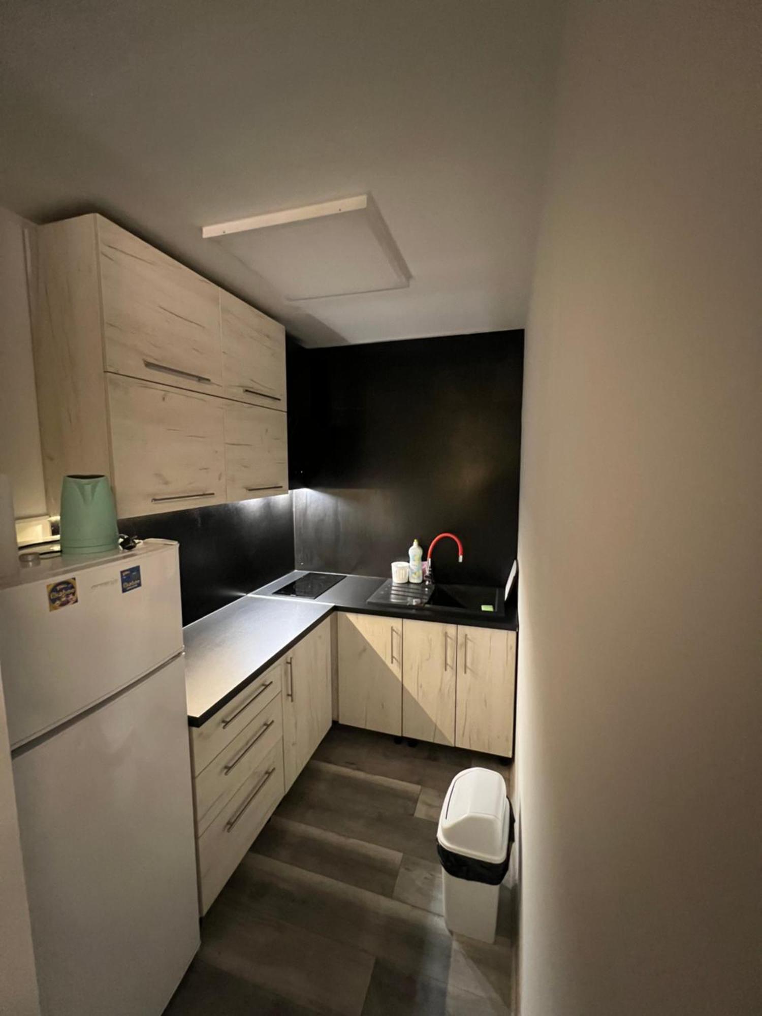 Apartman Omar Stan Na Dan Besplatan Parking Sarajevo Saraievo Exterior foto