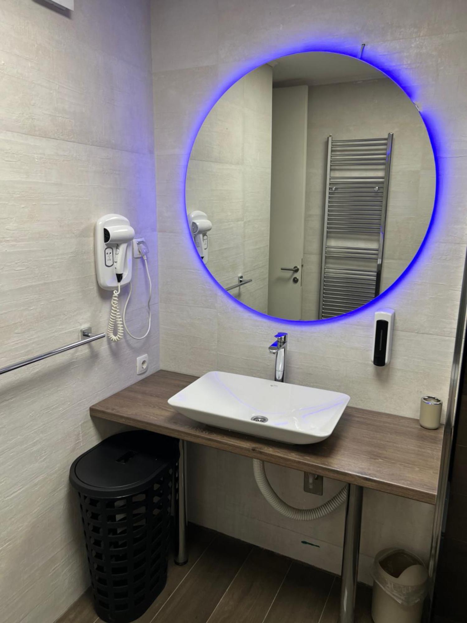 Apartman Omar Stan Na Dan Besplatan Parking Sarajevo Saraievo Exterior foto