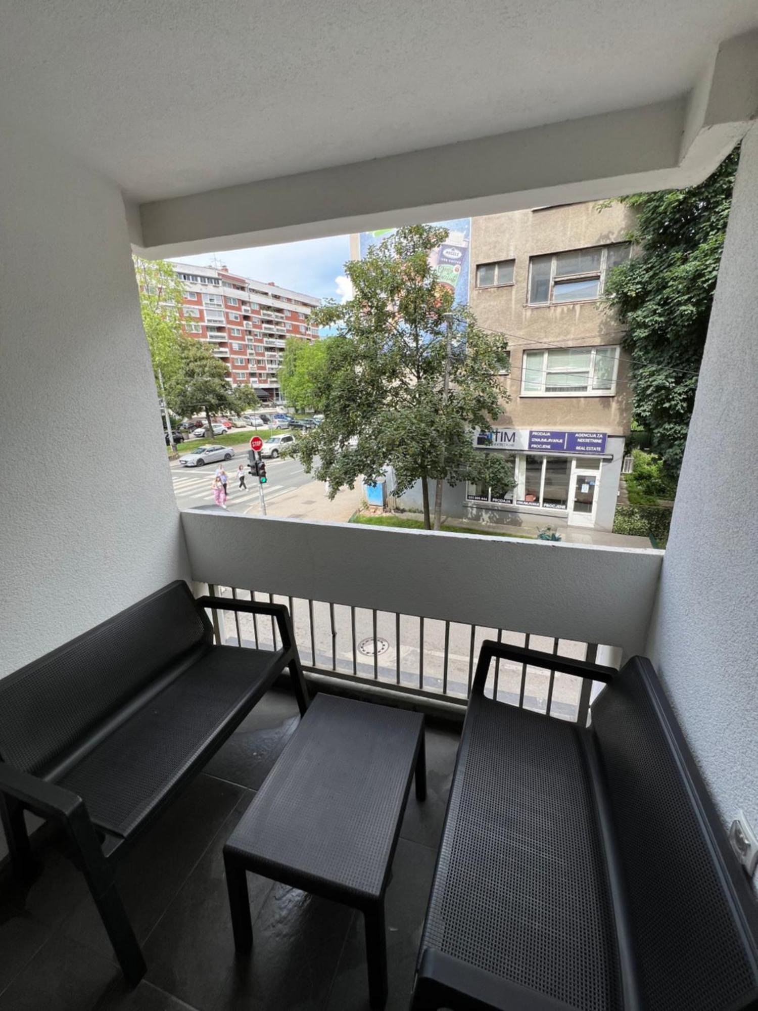 Apartman Omar Stan Na Dan Besplatan Parking Sarajevo Saraievo Exterior foto